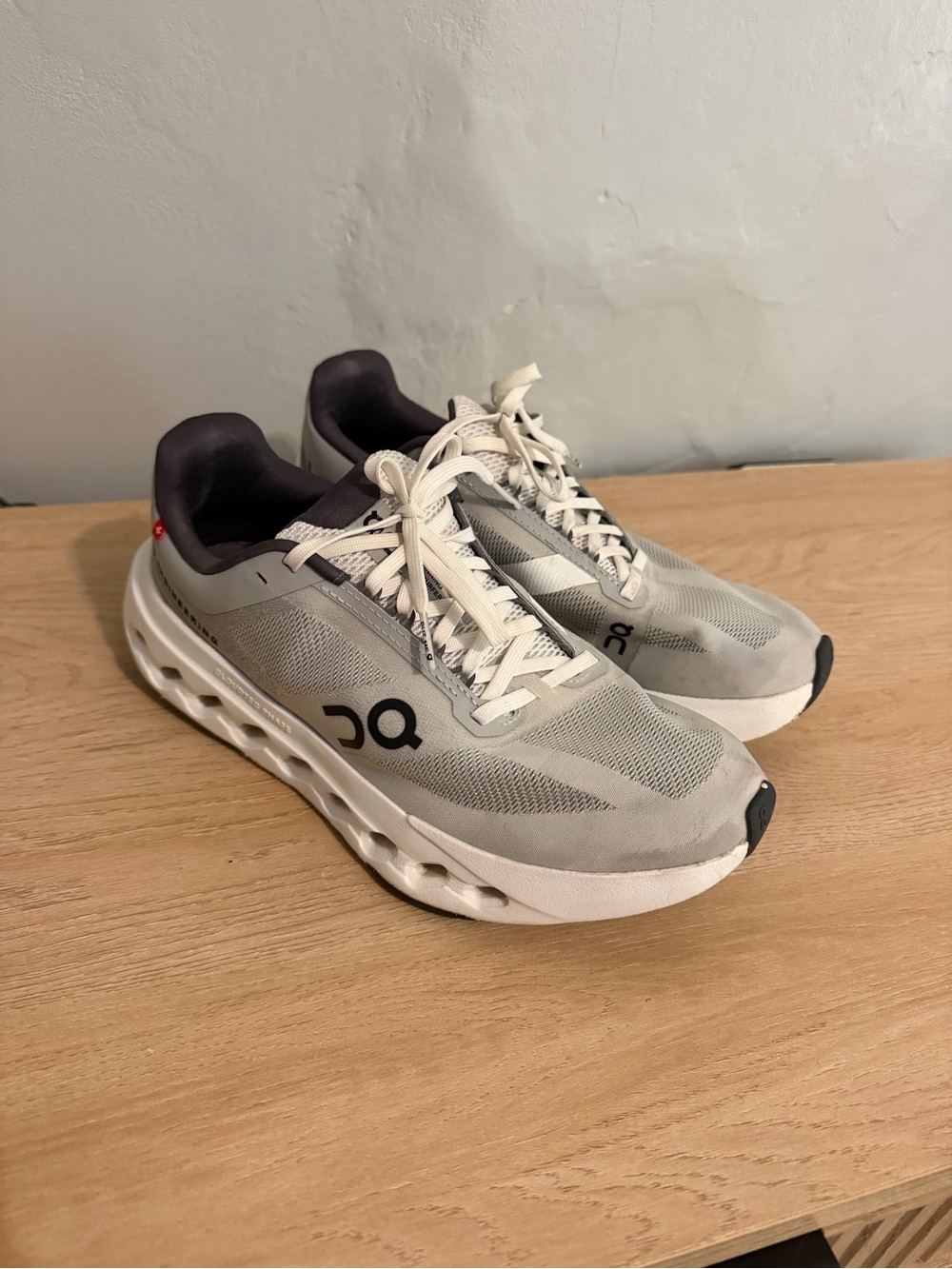 On Cloudsurfer Women’s Running Shoes Gray/White Size 8.5 - Picture 3 of 7